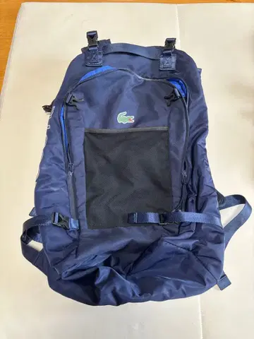 LACOSTE 네이비 백팩 (테니스용)