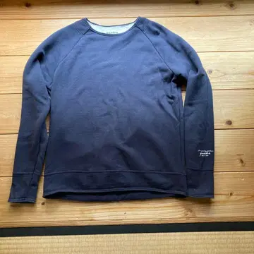 quadro 맨투맨 트레이닝복