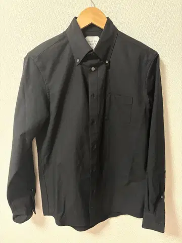 UNITED TOKYO 버튼 다운 셔츠 블랙 사이즈 2