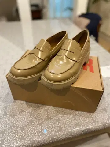 베이지 [ 캠퍼 CAMPER ] 로퍼 박스 포함