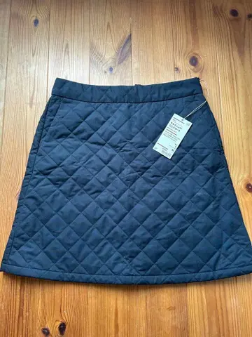 무인양품 퀼팅 미니 스커트 M 사이즈 블랙