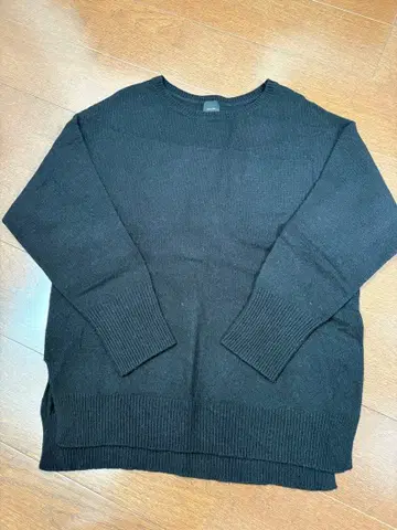 스픽 앤 스팬 블랙 니트