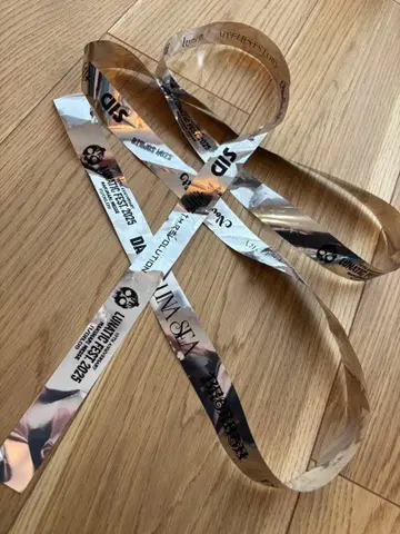 LUNATIC FEST.2025 은색 테이프