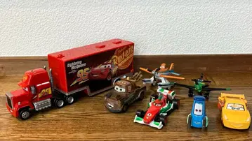 카즈 토미카 맥퀸 등 초로Q