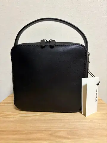 미사용 택 포함 / 오라리 가죽 핸드백 블랙