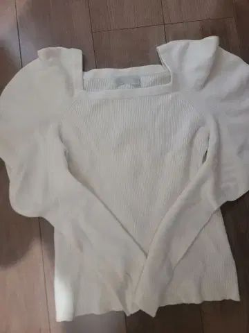 CELFORD 볼륨 슬리브 니트 CWNT225053