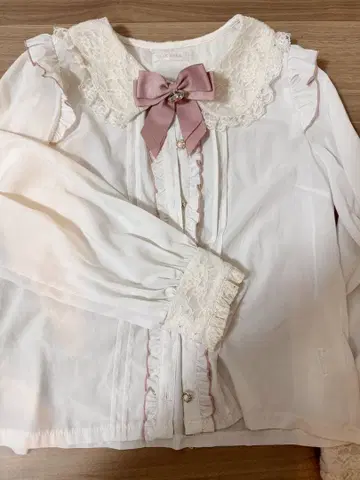 LIZLISA 레이스 리본 블라우스