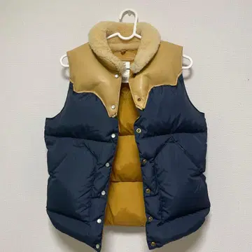 Rocky Mountain 다운 베스트 7/8 네이비 베이지