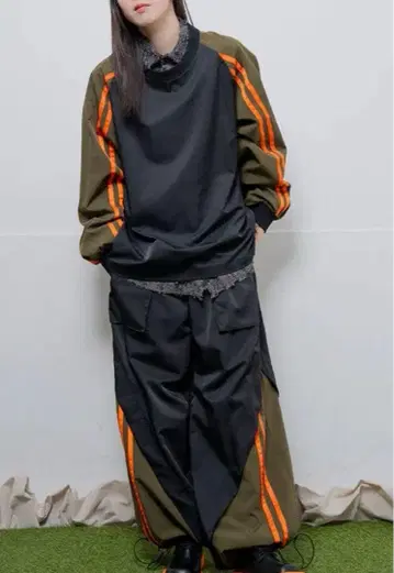 Nora Lily Spring Track Pull Over 상하의 세트