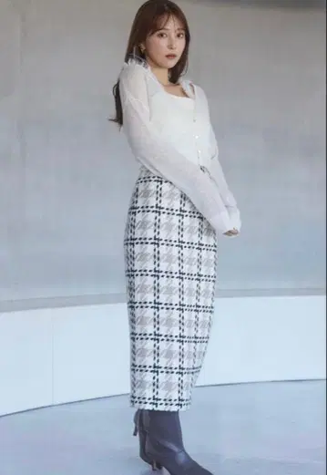 snidel 스나이델 로빙 타이트 스커트