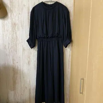 유나이티드 애로우즈 그린 라벨 네이비 롱 드레스