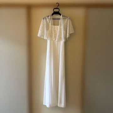 발표회 화이트 롱 드레스 비즈 장식 포함