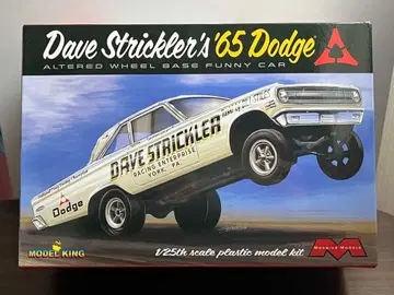 뫼비우스 모델 1/25 '65 닷지 알터드 휠베이스 퍼니카
