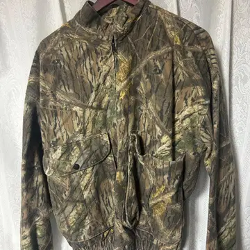 리얼트리 카모플라주 자켓 구제 의류