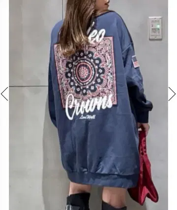 로데오 크라운 반다나 패치 맨투맨 원피스 (네이비)