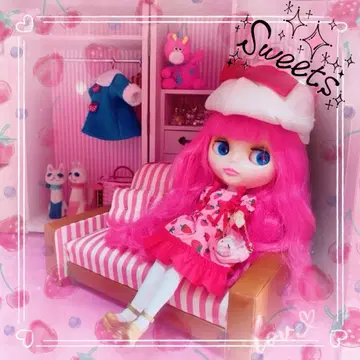 네오 브라이스 헤븐리 스트로베리 아웃핏