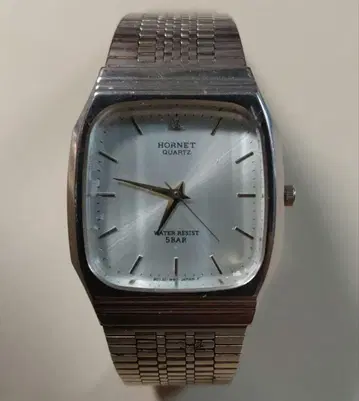 HORNET 쿼츠 손목시계 실버