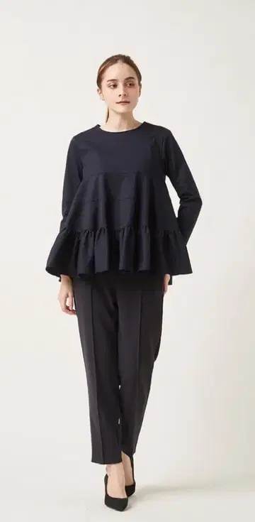 YORI 세레모니 티어드 티셔츠 네이비