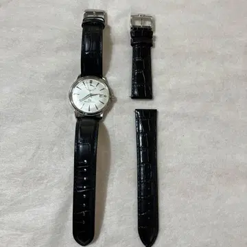 오리엔트 스타 클래식 기계식 손목시계 RK-AF0002S 남성용