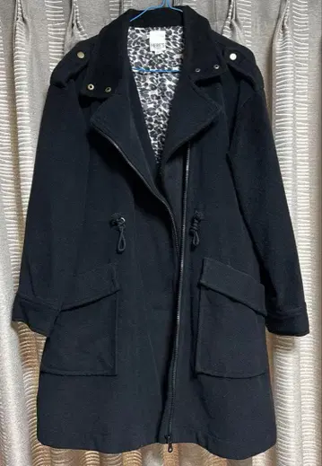 HERE'S AVENUE 블랙 더플 코트