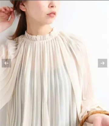 IENA 쉬폰 플리츠 블라우스