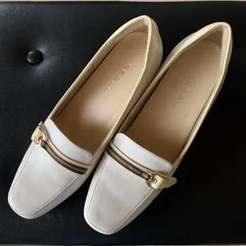 REGAL 리걸 여성용 로퍼 화이트 23cm