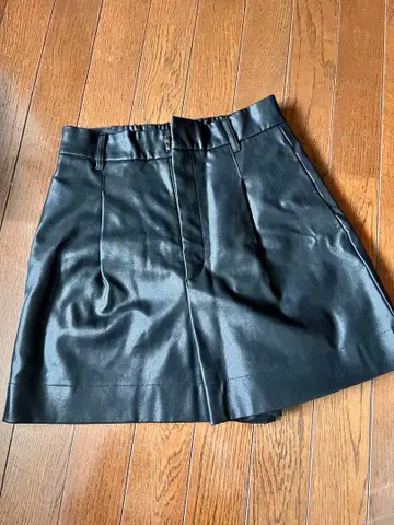 MOUSSY 합성 피혁 숏팬츠 사이즈 1