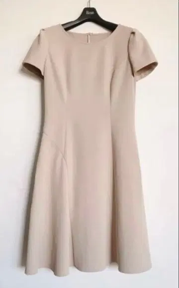 Rene 고급 반팔 원피스 36 foxey