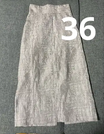 La boutique BonBon 후쿠레 자카드 내로우 스커트