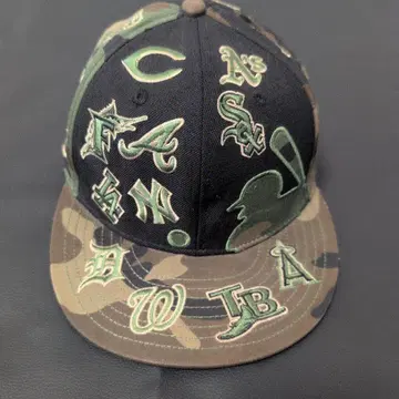 NEWERA 카모 패턴 자수 야구 모자