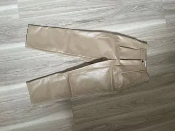 STYLEMIXER 베이지 합성 피혁 팬츠