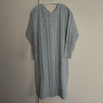 어반 리서치 케이블 짜임 긴팔 니트 원피스