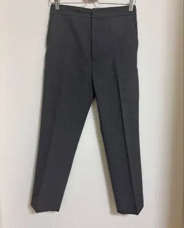 CINOH 차콜 그레이 팬츠 36