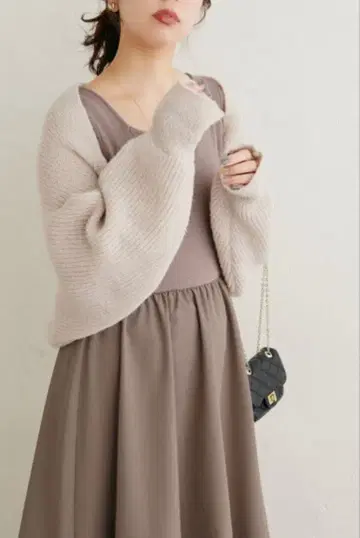 내추럴 꾸뛰르 니트 볼레로 x 아지메 도킹 원피스