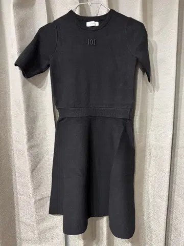 Darich 블랙 반팔 원피스