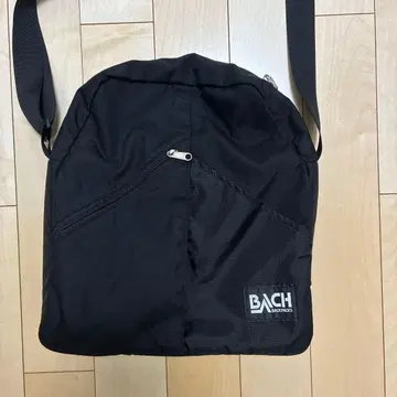 새상품급 BACH CHRISSIE BAG 숄더백 블랙