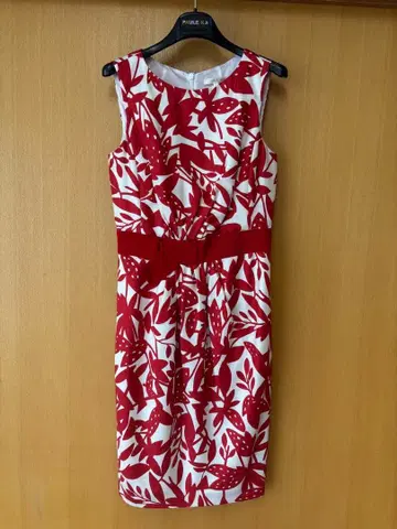 PAULE KA 슬리브리스 무릎 기장 원피스 36