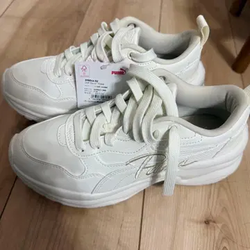 PUMA 시리아 웨지 스니커즈 통굽