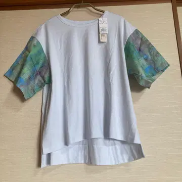 [ 새상품 미사용 ] KID BLUE 그라데이션 컬러 반팔 T셔츠