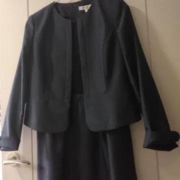 도쿄 소와르 Rifanne 9호 네이비 레이스 셋업 포멀