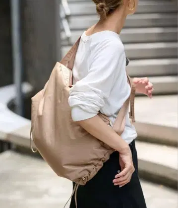 FRAMeWORK NOMADIS 숄더백