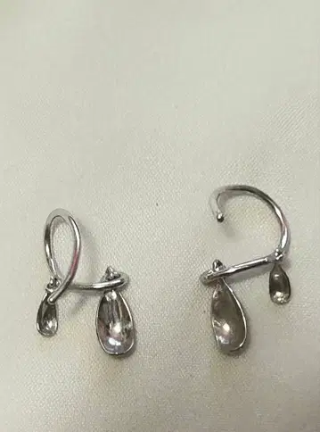 [ 테이크업 ] 드롭 귀걸이 k12