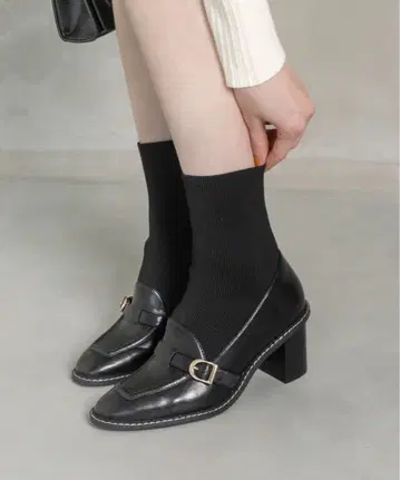 컨디션 최상 RANDA 스트레치 삭스 앵클부츠 사이즈 L 블랙