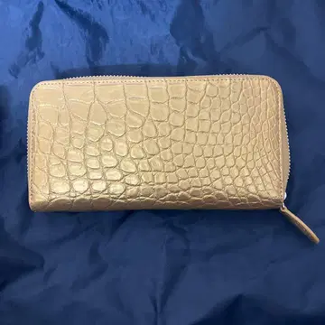 골드 가죽풍 장지갑 크로커다일 지갑