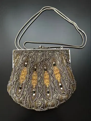 Y2K 백 비즈 금색 계열 포멀백 파티백 스팽글