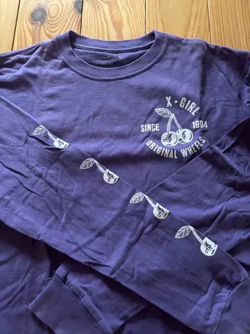 X-GIRL 보라색 긴팔 티셔츠 체리