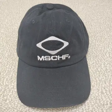 MSCHF 미스치프 로우캡 이두나 이 두나