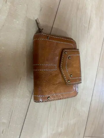 Dakota 브라운 접이식 지갑