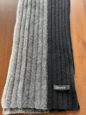 DKNY 캐시미어 리브 머플러 그레이/블랙