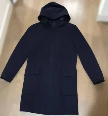 네이비 후드 부착 코트